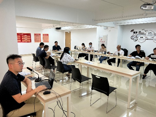 向主管部門進(jìn)行規(guī)劃匯報.png